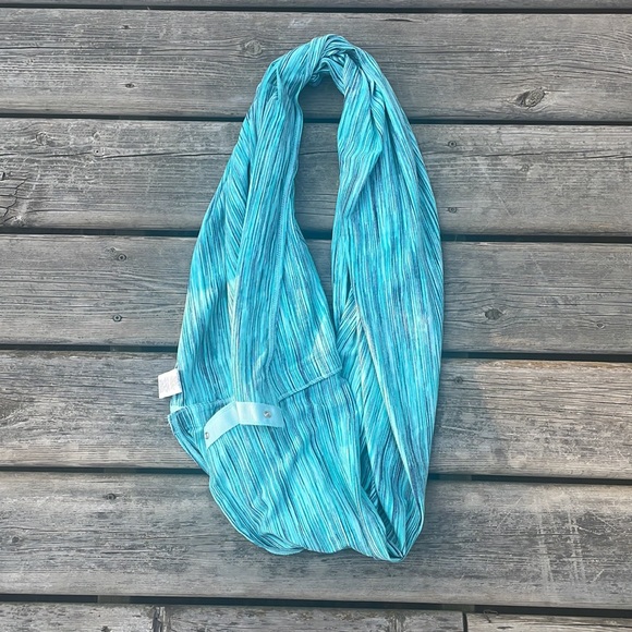 Champion Womens Apparel Nylon Women's Multiway Scarf Teal - Picture 5 of 6